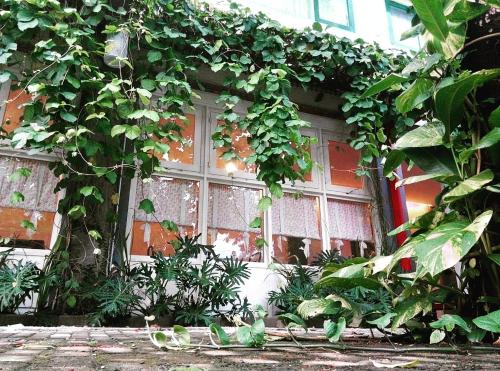 roemah 28 syariah boutique hotel