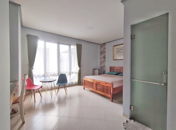 urbanest inn house tb simatupang