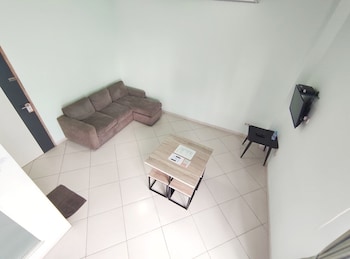 urbanest inn house tb simatupang