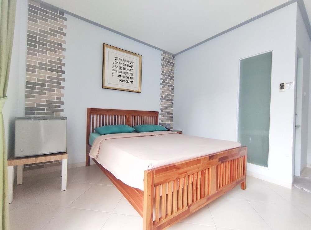 urbanest inn house tb simatupang