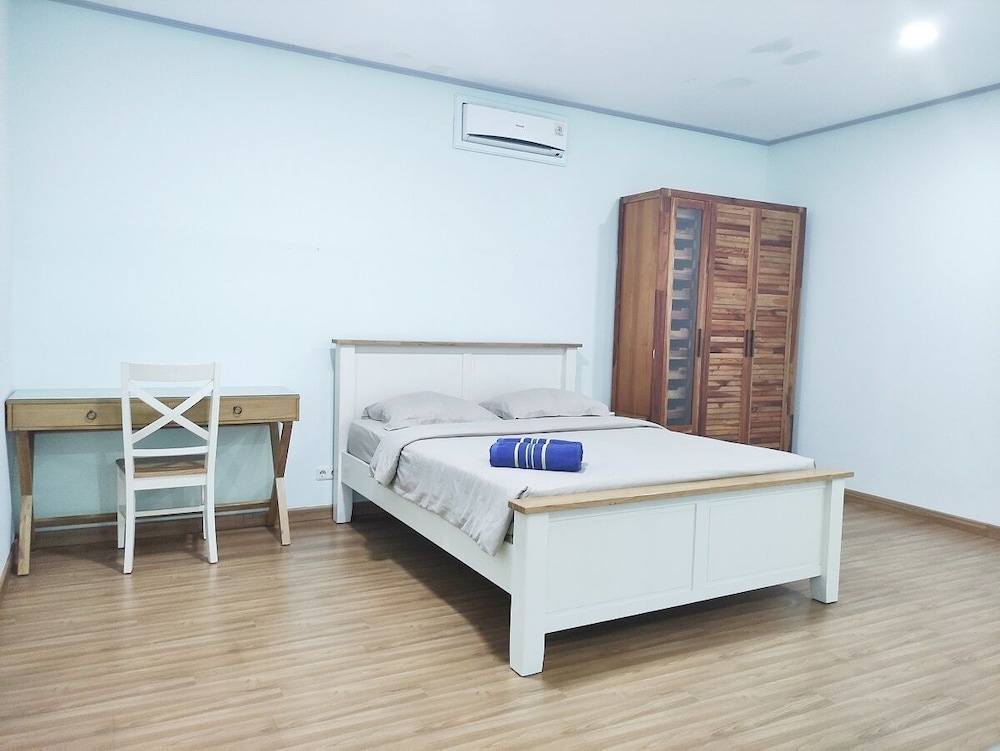 urbanest inn house tb simatupang