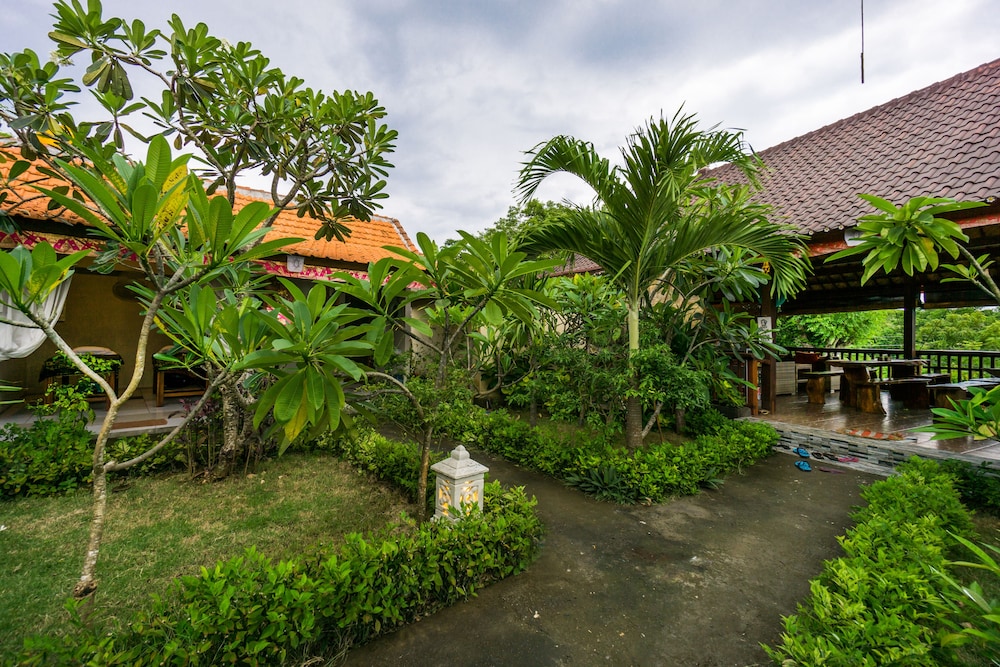 grand sea view lembongan