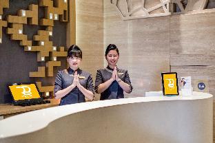 royal bay hotel makassar