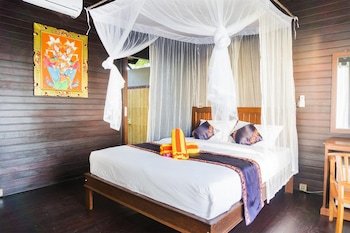 sunrise ocean huts lembongan