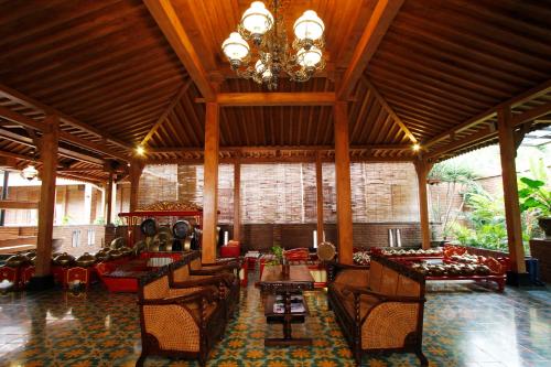 joglo mandapa boutique hotel and resto