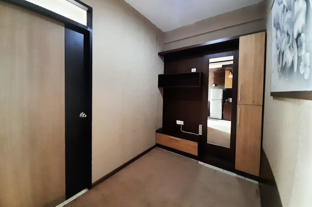 high livin apartment baros