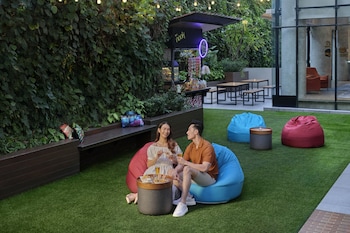 aloft jakarta wahid hasyim