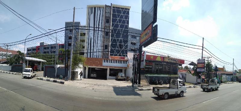 Front One Inn Semarang,Central Java>>Semarang,3 star