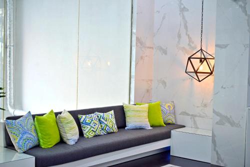 whiz hotel falatehan jakarta