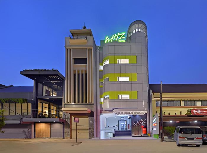 whiz hotel falatehan jakarta