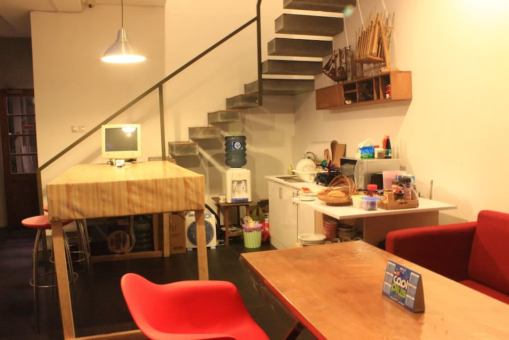 buton backpaker lodge hostel