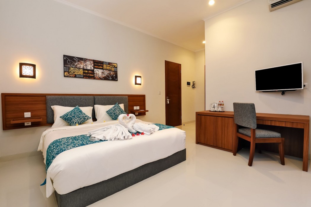 mahana boutique apartment