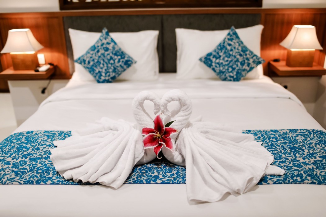 mahana boutique apartment