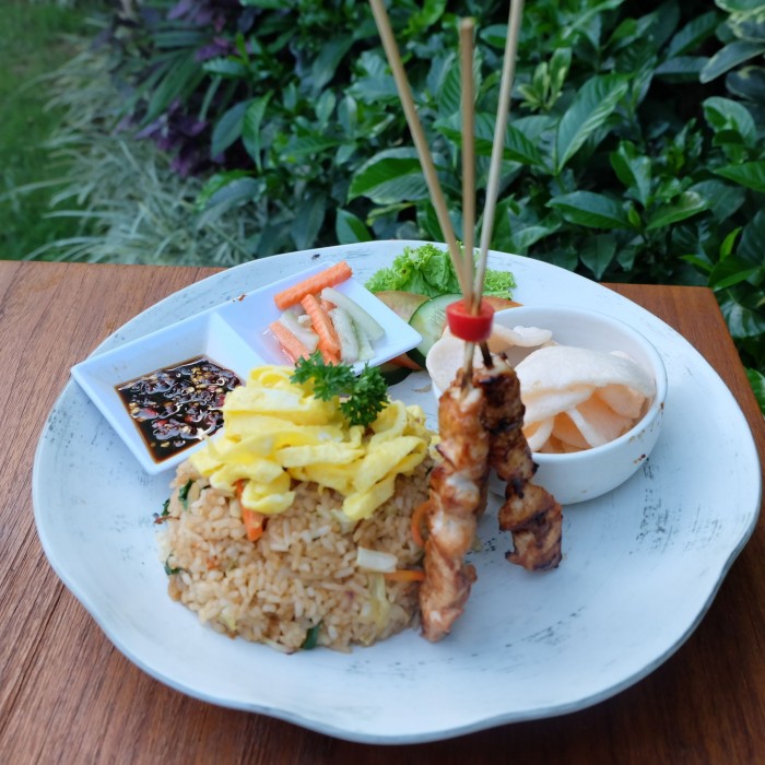 mahana boutique apartment