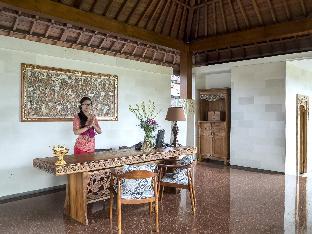 mahana boutique apartment