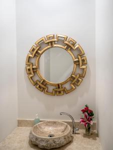 mahana boutique apartment