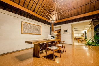 mahana boutique apartment