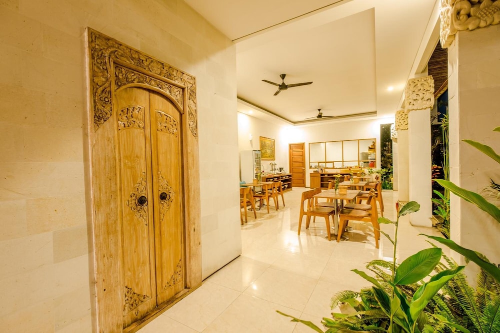 mahana boutique apartment