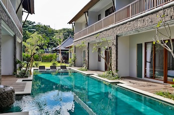 mahana boutique apartment