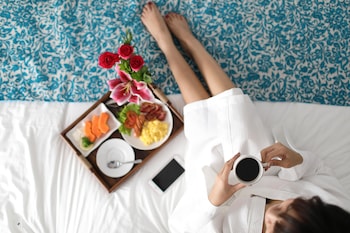 mahana boutique apartment