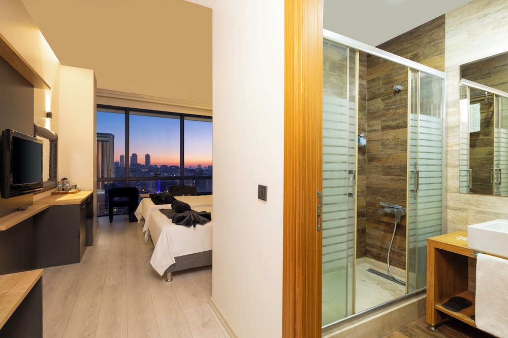 asia artemis suite