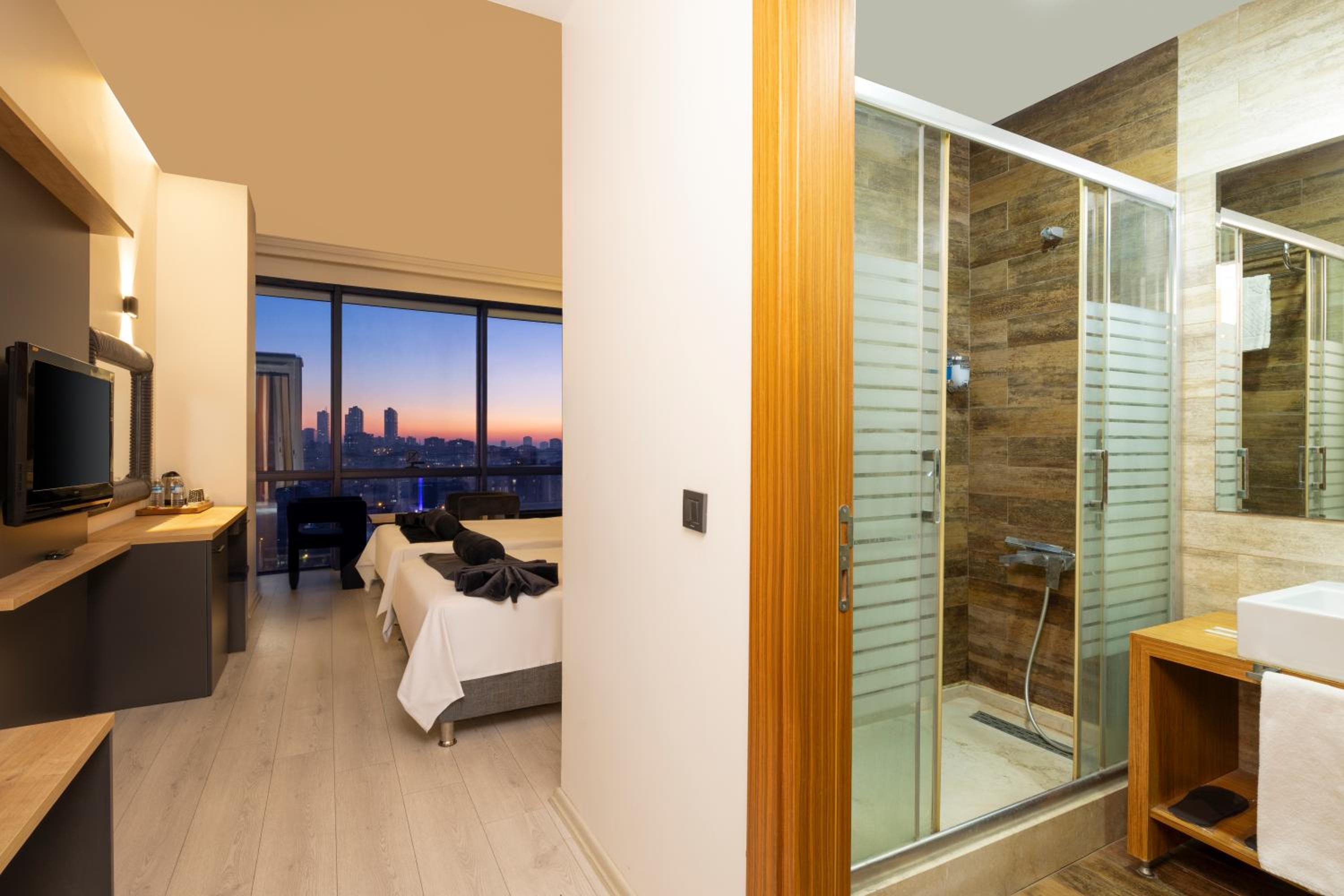asia artemis suite