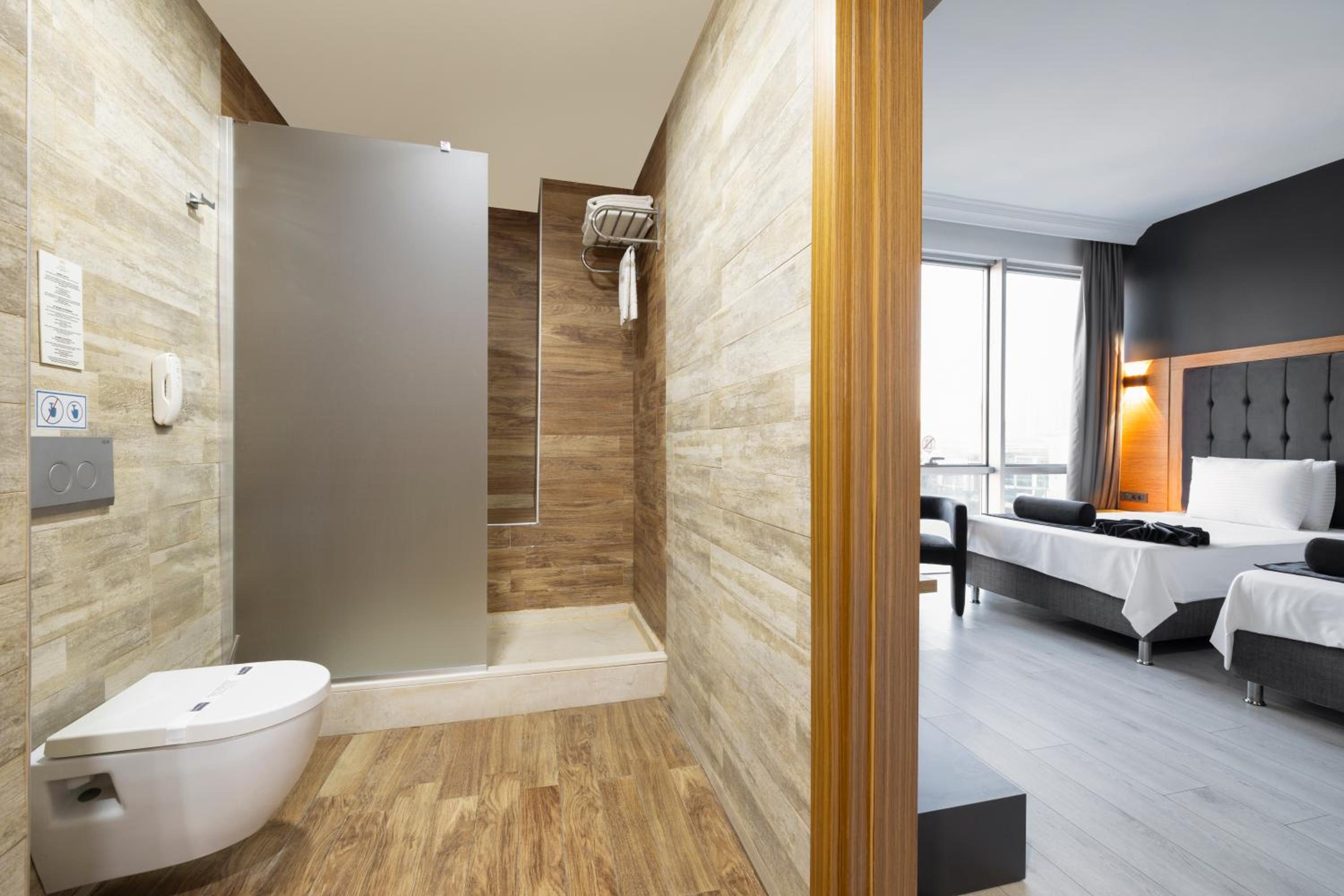 asia artemis suite