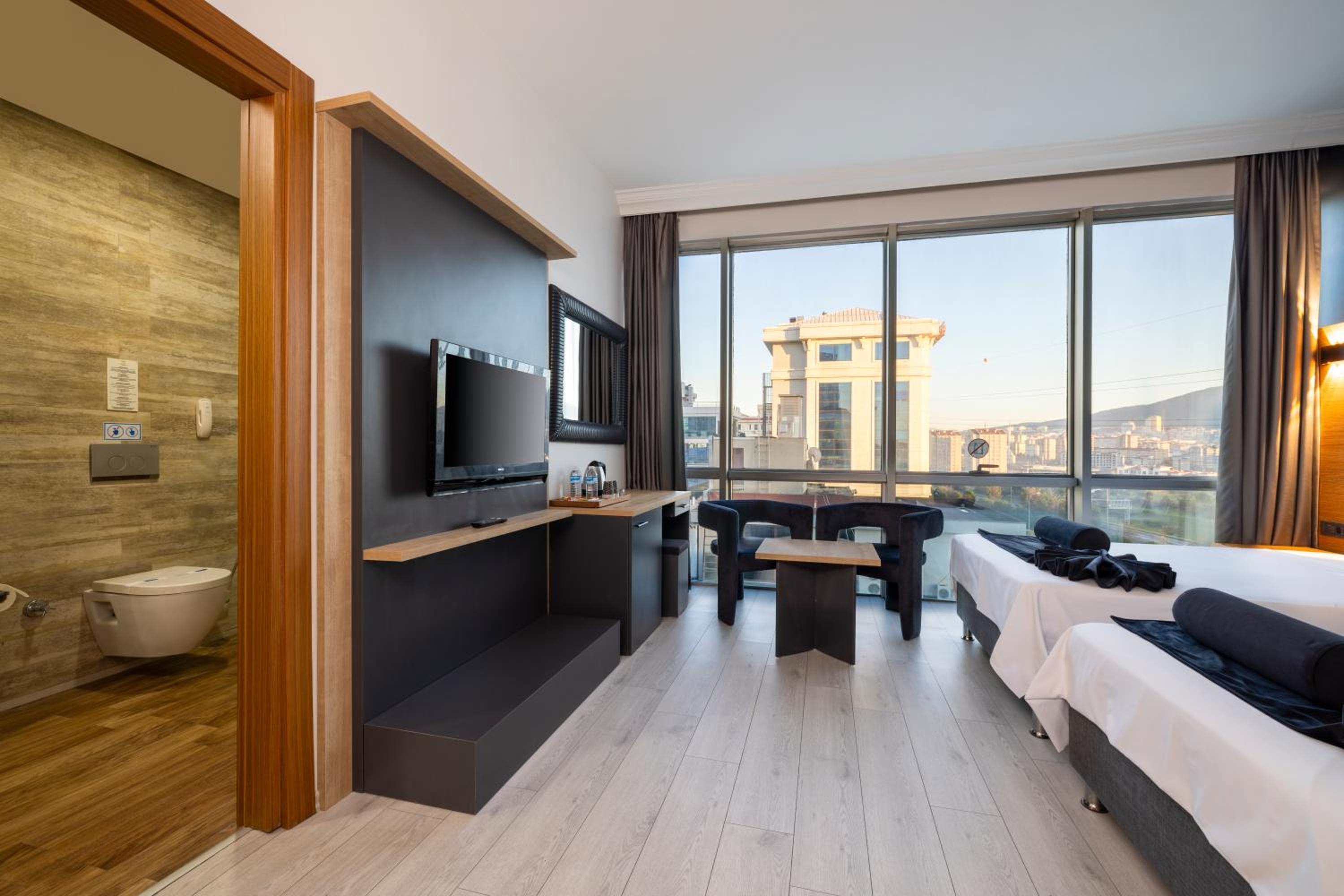 asia artemis suite