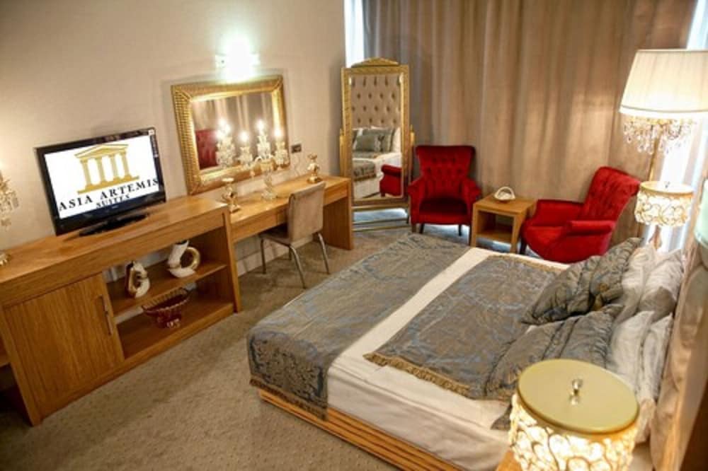 asia artemis suite
