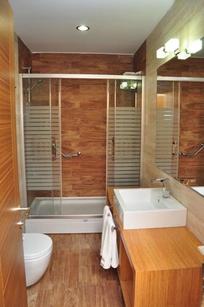 asia artemis suite