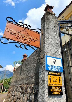 Borobudurhills,Magelang>>Borobudur,4 star
