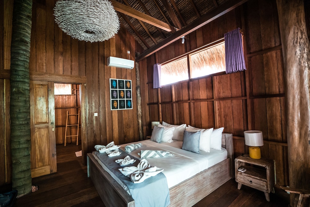 gili treehouses