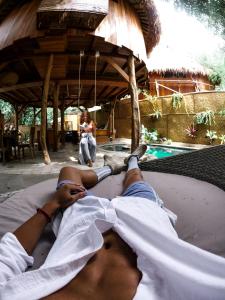 gili treehouses