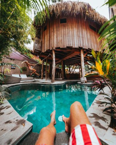gili treehouses