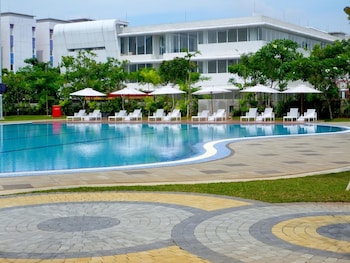 nunia inn bandara jakarta airport