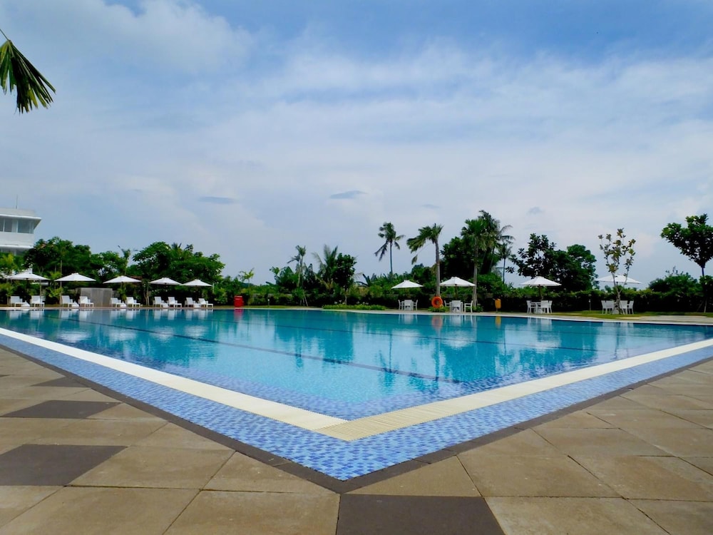 nunia inn bandara jakarta airport