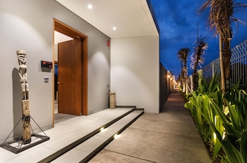 Amarin Seminyak,Kuta>>Bali,5 star