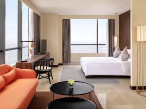 novotel samator surabaya timur