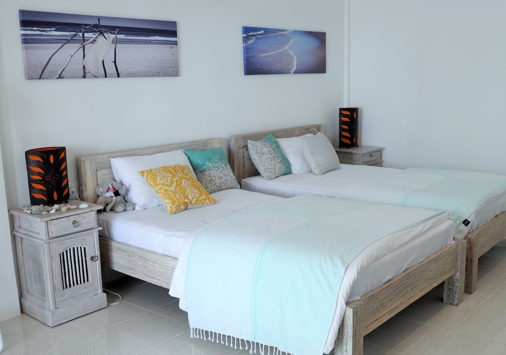 myamo beach lodge hostel