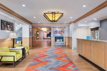 Hampton Inn & Suites Dodge City,Ford>>Dodge City,3 star