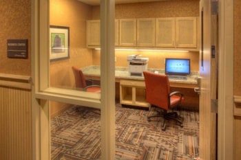 hampton inn and suites dodge city