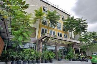 hotel adilla syariah ambarukmo