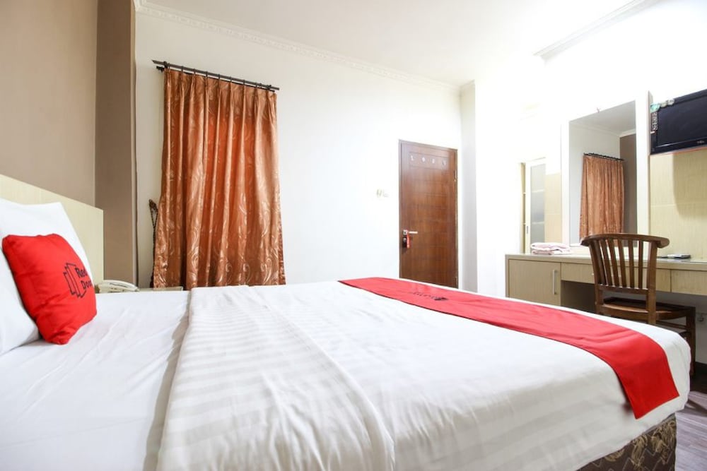 reddoorz near stadion manahan solo