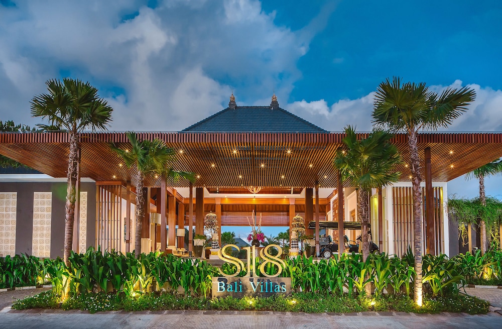 s18 bali villas