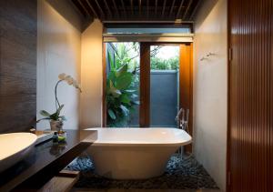 s18 bali villas