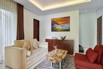 permai 7a villa 4 bedroom with a private pool