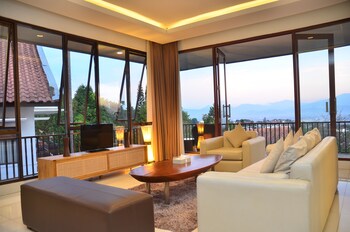 permai 7a villa 4 bedroom with a private pool