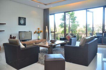 permai 7a villa 4 bedroom with a private pool