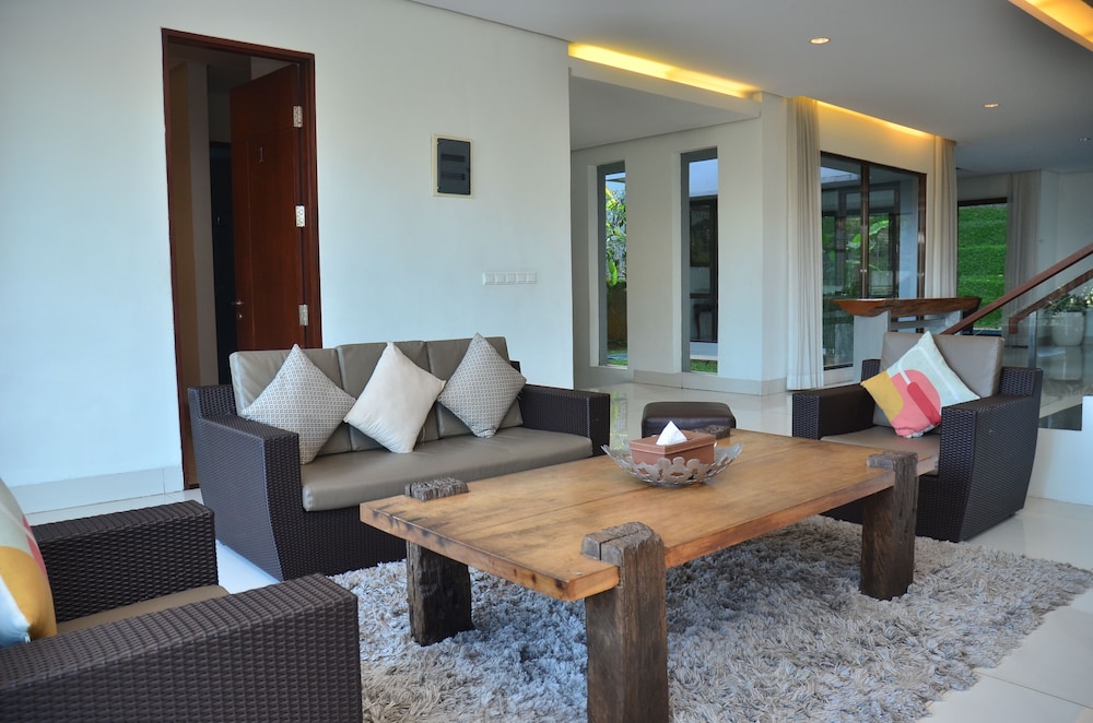 permai 7a villa 4 bedroom with a private pool
