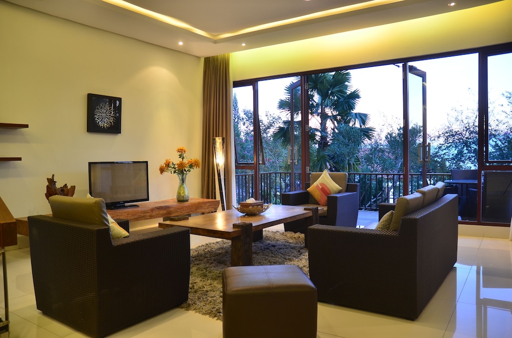 permai 7a villa 4 bedroom with a private pool